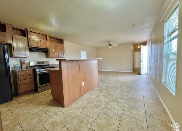 Property at 448 E 900 N #6, Ogden, UT 84404, 3 beds, 2 baths