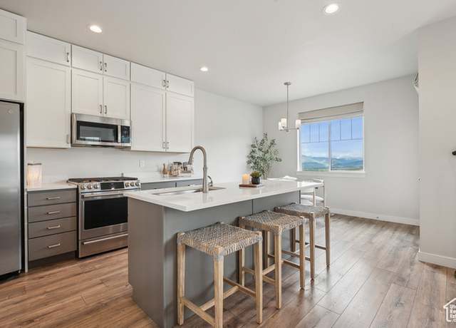 Property at 5991 Westridge Rd, Heber City, UT 84032, 4 beds, 3.5 baths