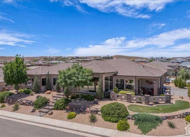 Property at 1865 N Park Grove Dr, Washington, UT 84780, 3 beds, 2.5 baths