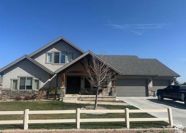 Property at 4190 W Delray N #39, Vernal, UT 84078, 5 beds, 3 baths