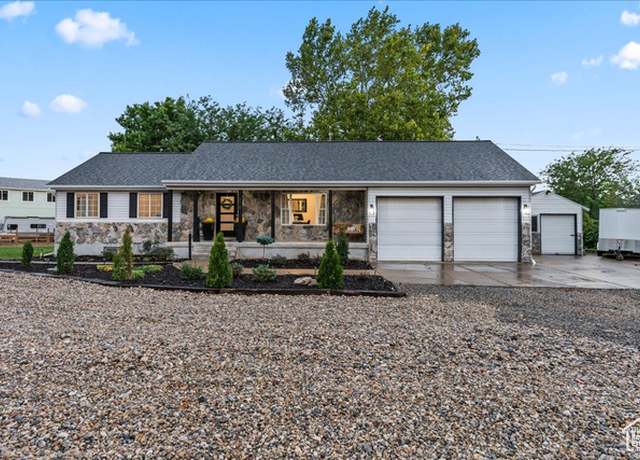Property at 278 E Shepard Ln, Kaysville, UT 84037, 5 beds, 3.5 baths