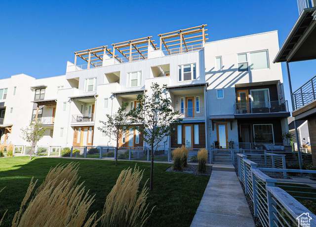 Property at 5184 W Lake Ave, South Jordan, UT 84009, 2 beds, 2.5 baths