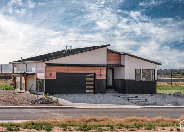 Property at 2734 S Mann Ln, Cedar City, UT 84720, 6 beds, 3 baths