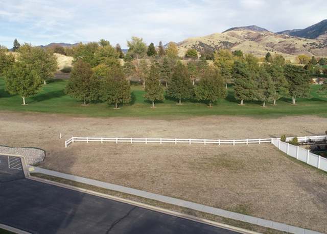 Property at 48 Chateau Way #17, Smithfield, UT 84335