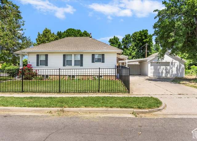Property at 106 N 400 E, Kaysville, UT 84037, 4 beds, 1 bath