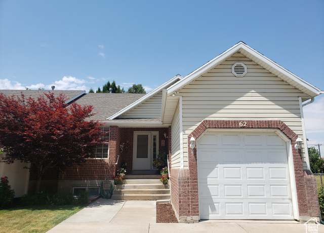 Property at 62 S 100 E, Kaysville, UT 84037, 4 beds, 2.5 baths