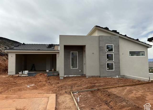 Property at 438 N Stone Mountain Dr #25, St. George, UT 84770, 4 beds, 2.5 baths