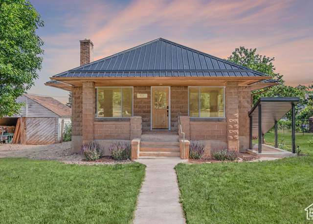 Property at 122 W 300 N, Parowan, UT 84761, 4 beds, 2 baths