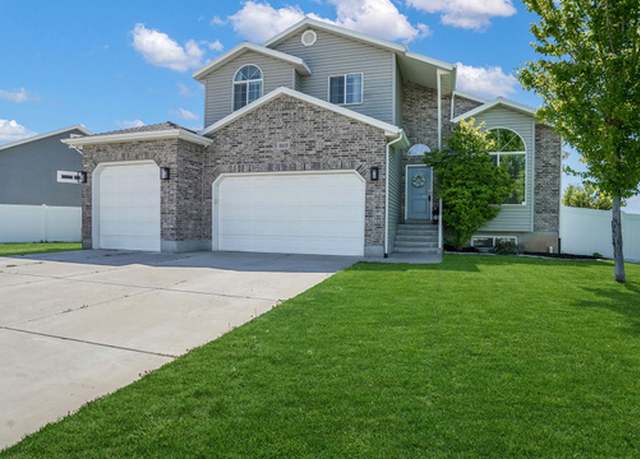 Property at 2113 N 1450 W, Clinton, UT 84015, 5 beds, 3.5 baths