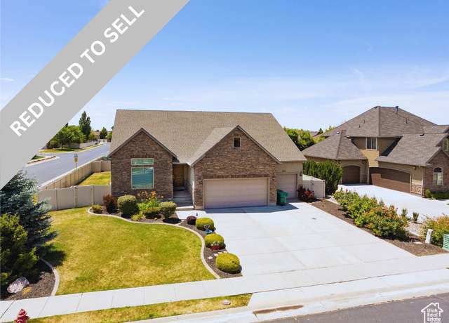 Property at 3695 S 3525 W, West Haven, UT 84401, 5 beds, 3.5 baths