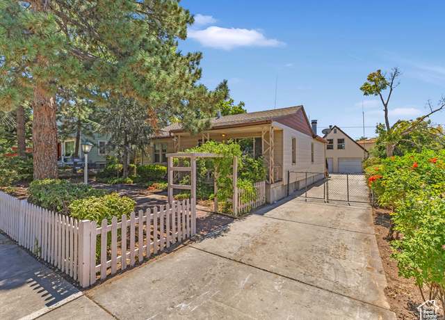 Property at 2558 E 3020 S, Salt Lake City, UT 84109, 4 beds, 2.5 baths