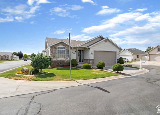 Property at 4593 Promenade Dr, Roy, UT 84067, 4 beds, 3 baths