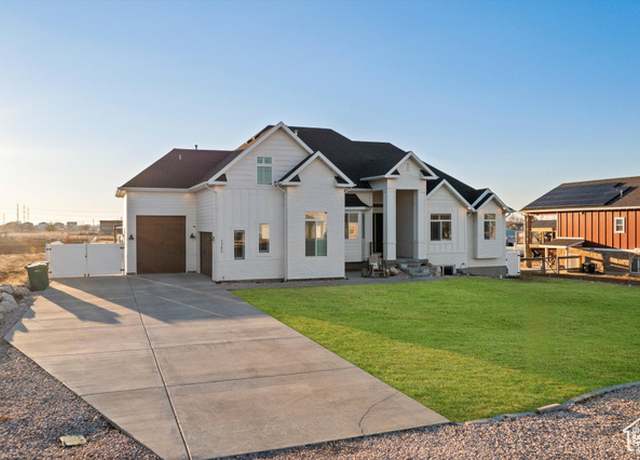 Property at 3385 S 2700 W, West Haven, UT 84401, 4 beds, 4.5 baths