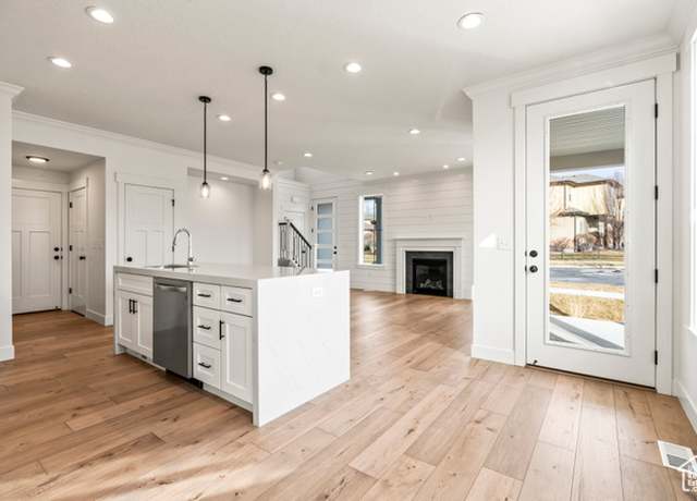 Property at 647 W Cottage Ridge Ln #128, Murray, UT 84123, 3 beds, 2.5 baths