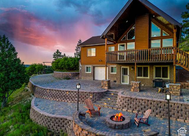 Property at 2595 Canyon View Dr, Duck Creek Village, UT 84762, 3 beds, 3 baths