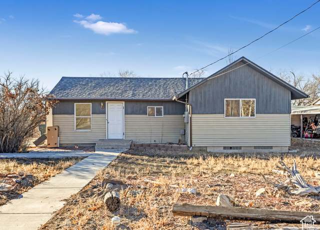 Property at 280 E 100 S, Wellington, UT 84542, 3 beds, 1.5 baths