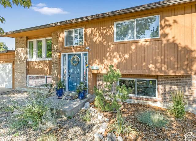 Property at 9457 S Poppy Ln, Sandy, UT 84094, 4 beds, 2 baths