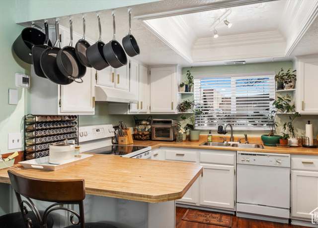 Property at 1325 S Lincoln Ave E #110, Ogden, UT 84404, 2 beds, 1.5 baths