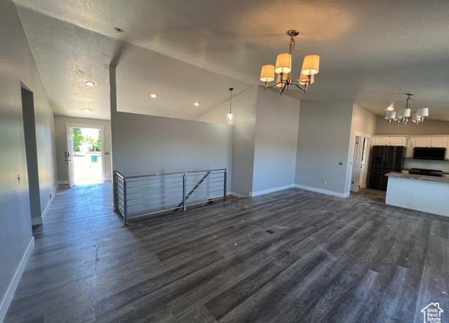 Property at 362 W 1800 S, Clearfield, UT 84015, 6 beds, 3 baths