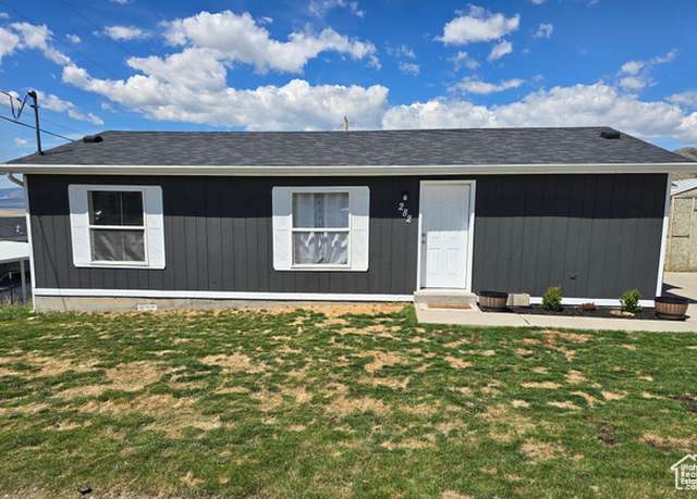 Property at 282 S Sheridan St, Stockton, UT 84071, 3 beds, 2 baths