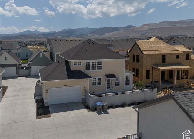 Property at 6768 W Docksider Dr #298, South Jordan, UT 84009, 5 beds, 3.5 baths