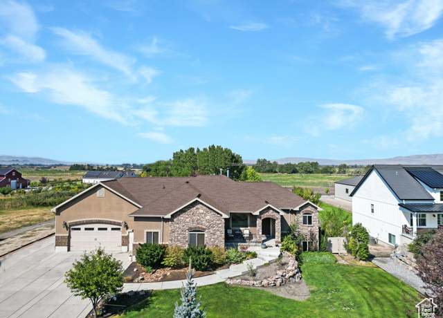 Property at 9605 N Hwy 38, Deweyville, UT 84309, 5 beds, 3 baths