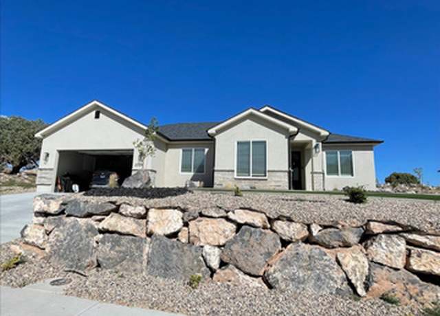 Property at 2226 S 2925 W, Cedar City, UT 84720, 4 beds, 2.5 baths