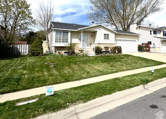 Property at 1107 E 2450 N, Layton, UT 84040, 4 beds, 2 baths