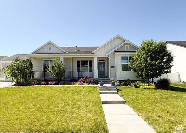 Property at 14 E 2300 S, Kaysville, UT 84037, 6 beds, 4.5 baths