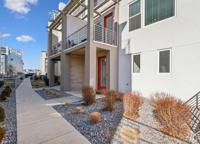 Property at 4574 W Daybreak Rim Way, South Jordan, UT 84009, 3 beds, 2.5 baths