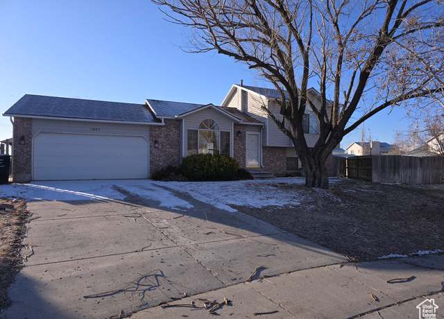 Property at 5627 W Walnut Ridge Cir S, Salt Lake City, UT 84118, 4 beds, 2 baths