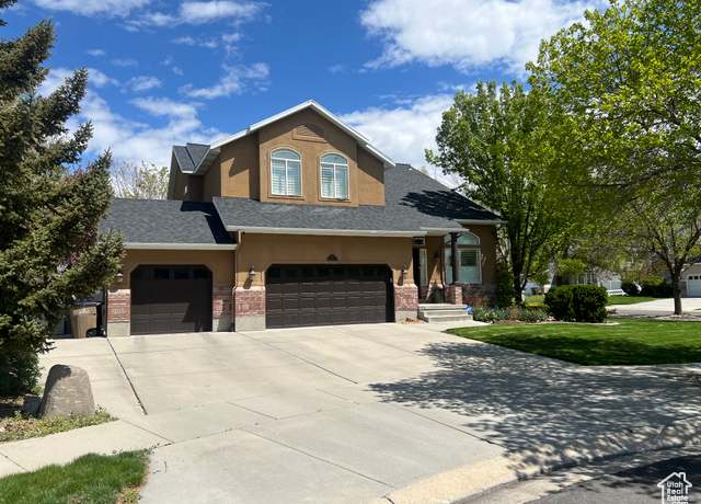 Property at 93 E Sweet Berry Ct, Draper, UT 84020, 5 beds, 3.5 baths