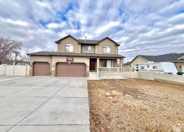 Property at 15 E 1100 S, Vernal, UT 84078, 5 beds, 3.5 baths