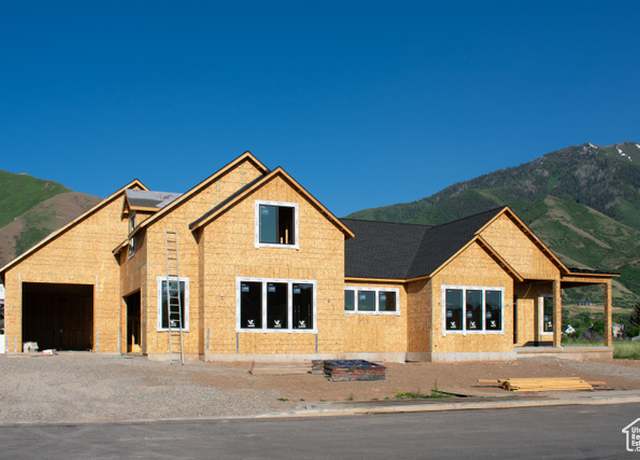 Property at 1096 N 1000 E, Mapleton, UT 84664, 6 beds, 5.5 baths