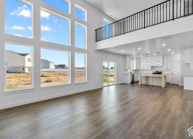 Property at 5389 W 3850 S #22, Hooper, UT 84315, 4 beds, 2.5 baths