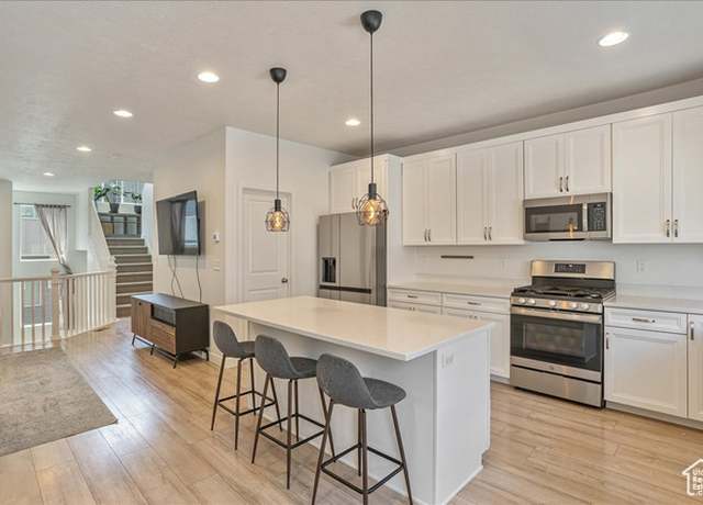 Property at 15073 S Halter Way W, Bluffdale, UT 84065, 3 beds, 2.5 baths