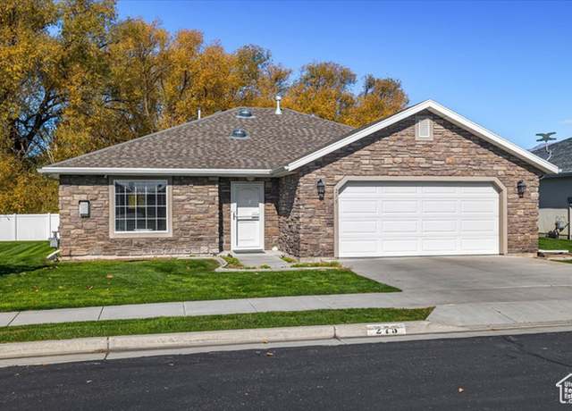 Property at 275 W 60 S, Hyde Park, UT 84318, 2 beds, 2 baths