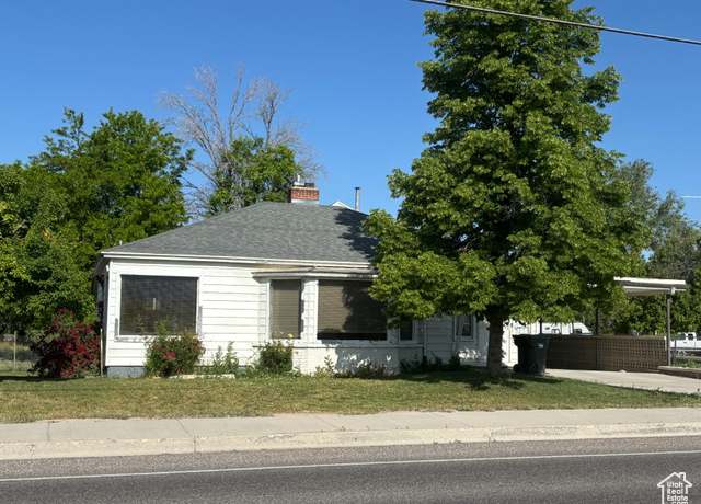 Property at 622 S Main St, Gunnison, UT 84634, 4 beds, 2 baths