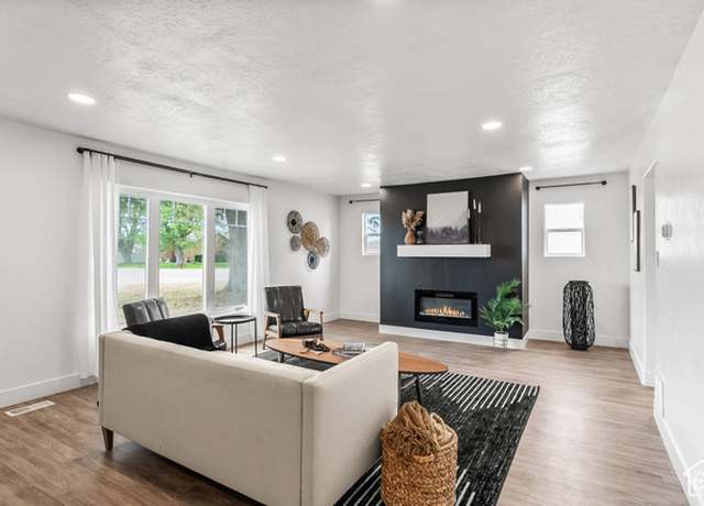 Property at 705 S 100 E, Nephi, UT 84648, 3 beds, 2 baths