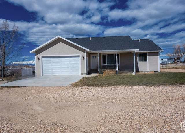 Property at 660 E 400 N, Spring City, UT 84662, 5 beds, 2 baths