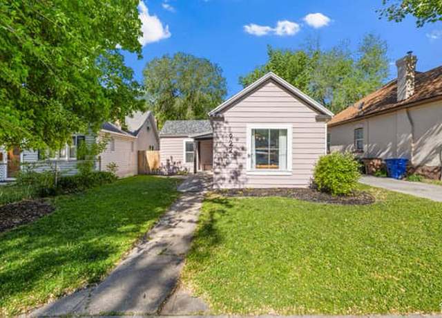 Property at 922 S 400 E, Salt Lake City, UT 84111, 2 beds, 1 bath