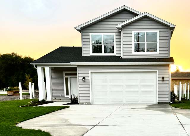 Property at 727 S Robison Ln, Logan, UT 84321, 3 beds, 2.5 baths