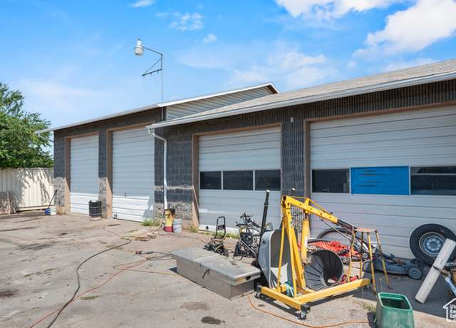 Property at 2722 W Huckleberry S, Syracuse, UT 84075
