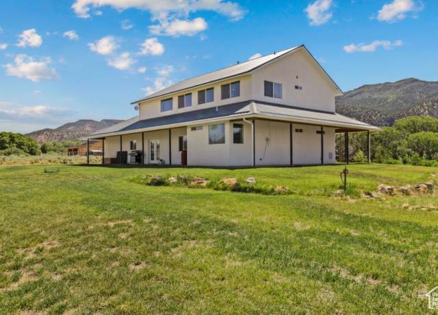 Property at 1716 S Old Highway 91, New Harmony, UT 84757, 6 beds, 3 baths