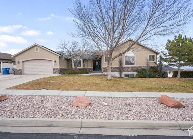 Property at 972 W Red Fox Ln N, Saratoga Springs, UT 84045, 4 beds, 3 baths