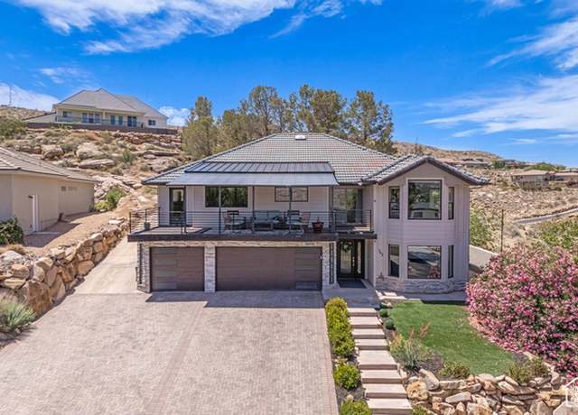 Property at 342 E Vermillion Ave, St. George, UT 84790, 4 beds, 3 baths