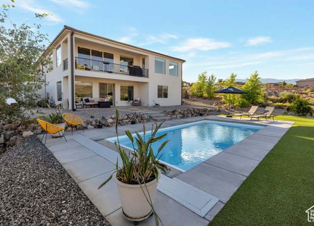 Property at 1125 S Mulberry Dr, Toquerville, UT 84774, 5 beds, 3 baths