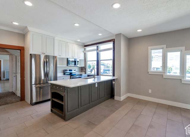 Property at 480 N 300 W, Salt Lake City, UT 84103, 6 beds, 3 baths