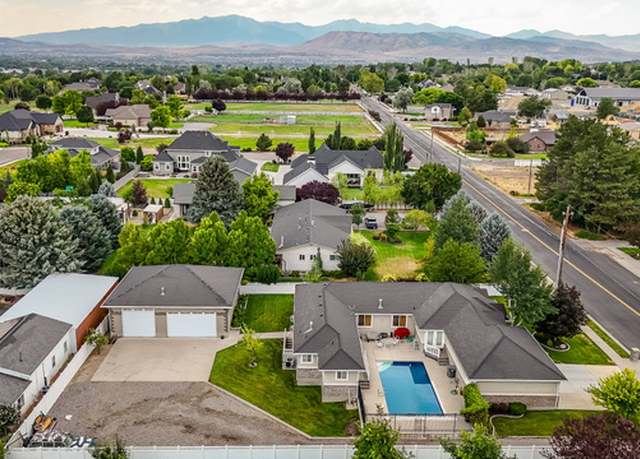 Property at 6833 W 9600 N, Highland, UT 84003, 4 beds, 4 baths