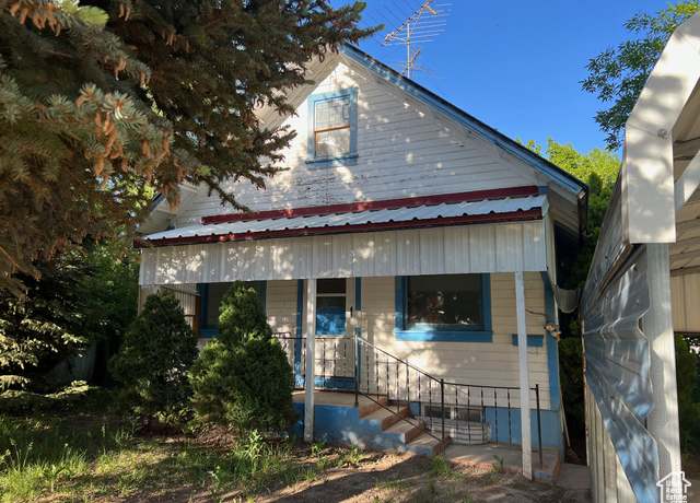 Property at 322 N 400 W, Malad City, ID 83252, 3 beds, 3 baths
